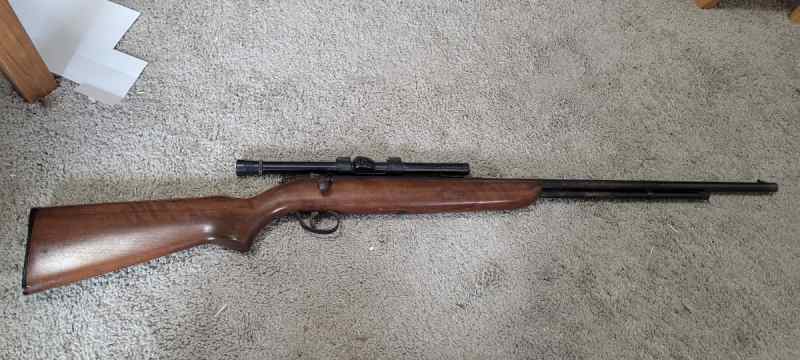 Remington 512 with weaver b4 scope, .22