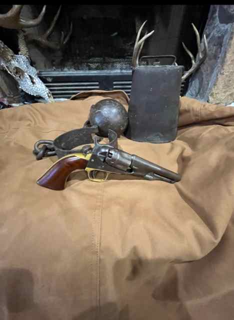 Civil War Era Colt revolver / Trades listed